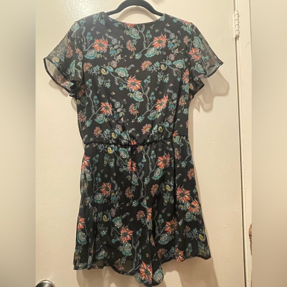 Floral Black Romper - Picture 8 of 16